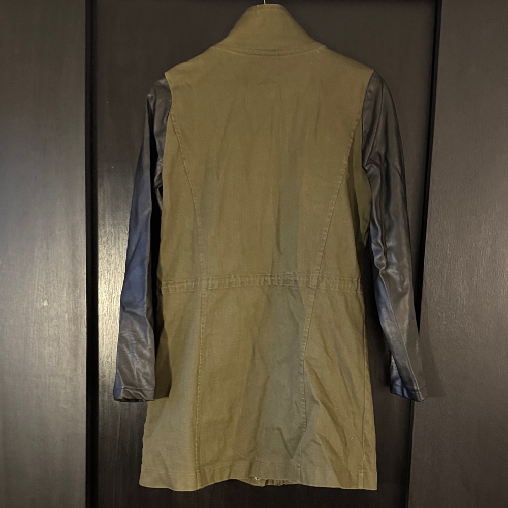 Utility Jacket - Picture 2 of 4